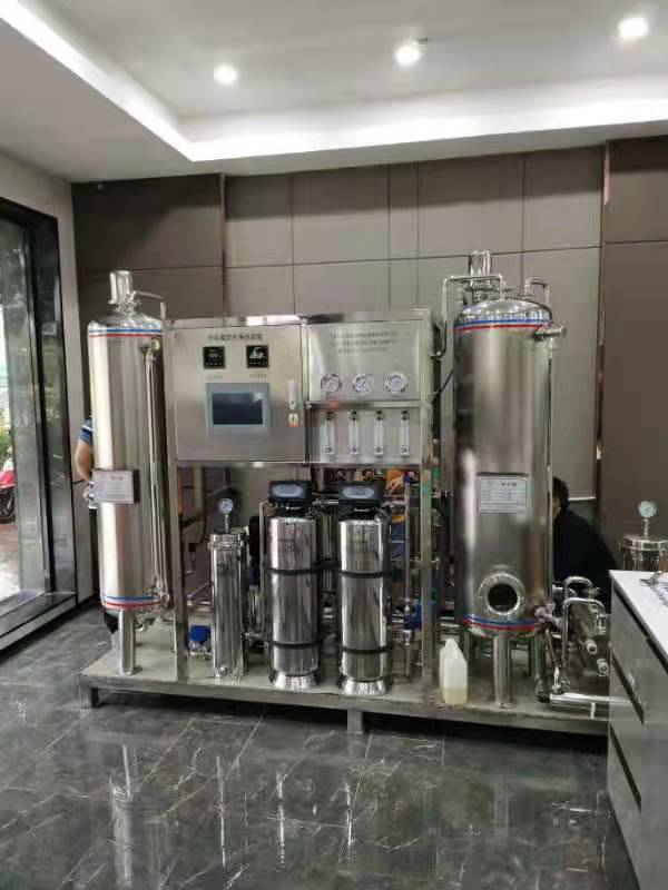 大型直飲水設(shè)備